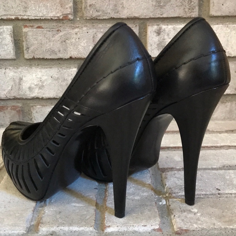BCBGeneration Shoes - Picture 4 of 7